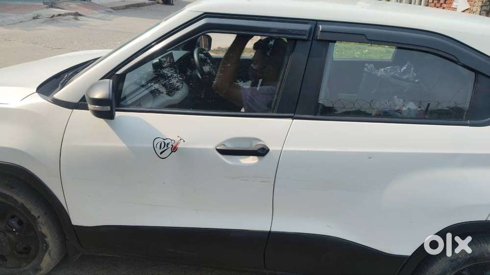 Tata Punch Pure With Cng On Paper, Car Is Running Very Good Condition