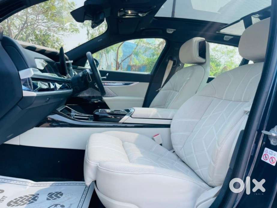 Bmw I7, 2024, Electric