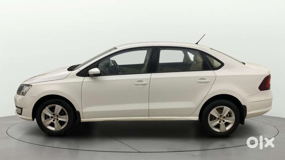 Skoda Rapid 2011-2013 1.6 Mpi Ambition, 2017, Petrol