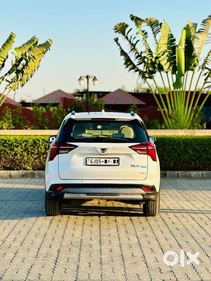 Mahindra Xuv700 2.2 Ax 7 Diesel At Str, 2023, Diesel