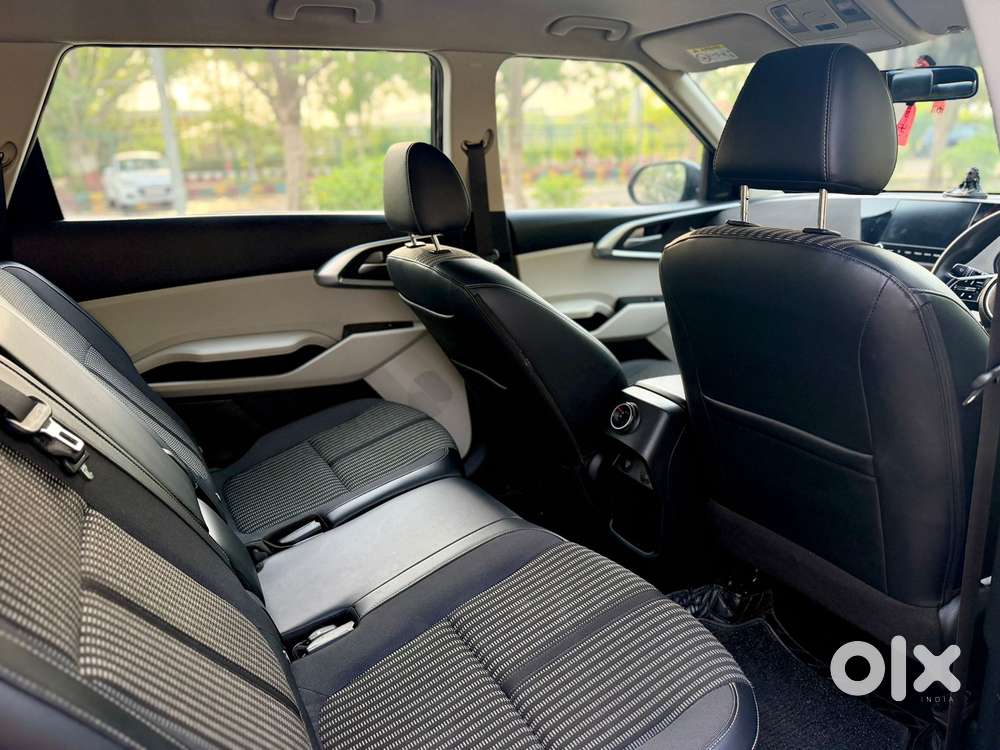 Kia Carens 1.5 Prestige 7 Str, 2023, Petrol