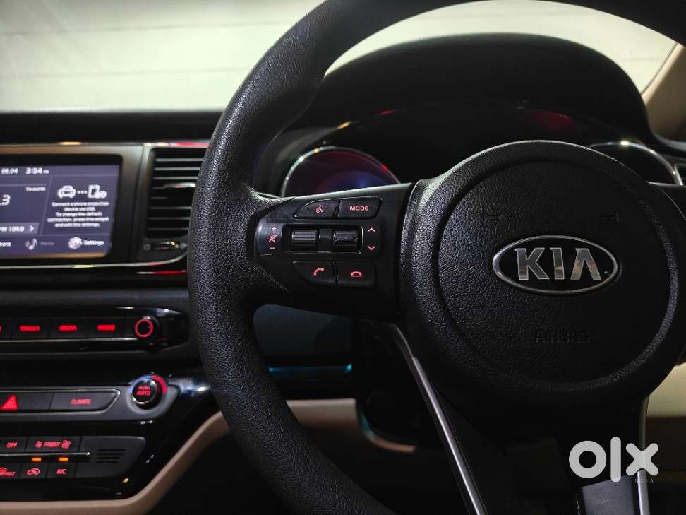 Kia Carnival Prestige, 2021, Diesel