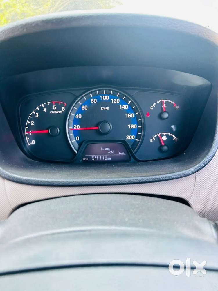 Hyundai Xcent Diesel Manual 2014
