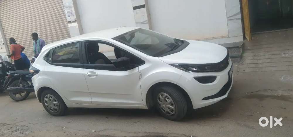 Tata Altroz 2023 Petrol 19000 Km Driven