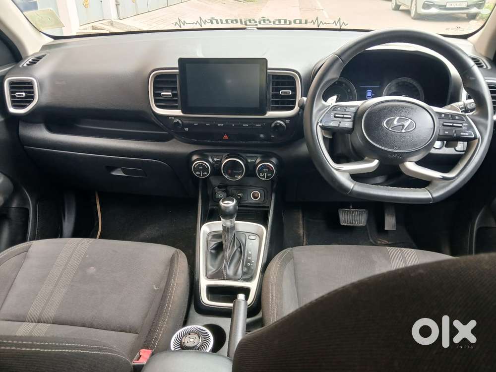Hyundai Venue Sx+ At, 2021, Petrol