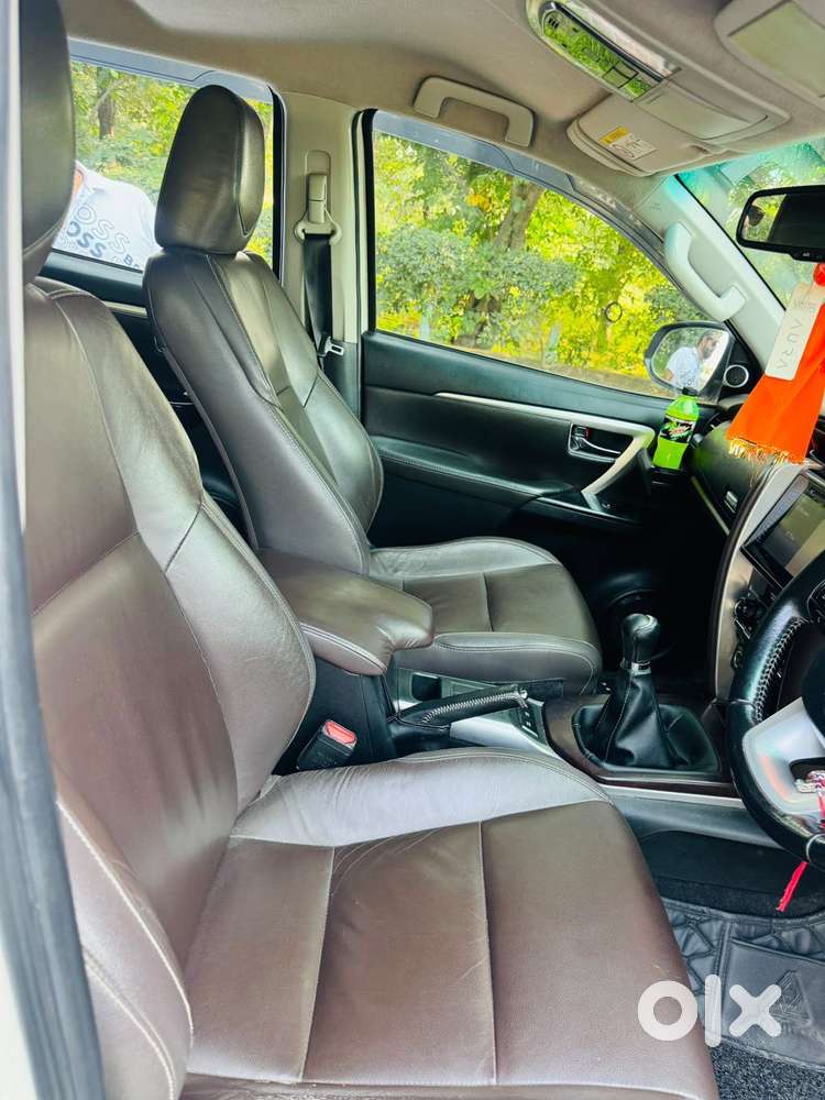 Toyota Fortuner [2021-ongoing] 2.8 2wd Diesel Mt, 2020, Diesel
