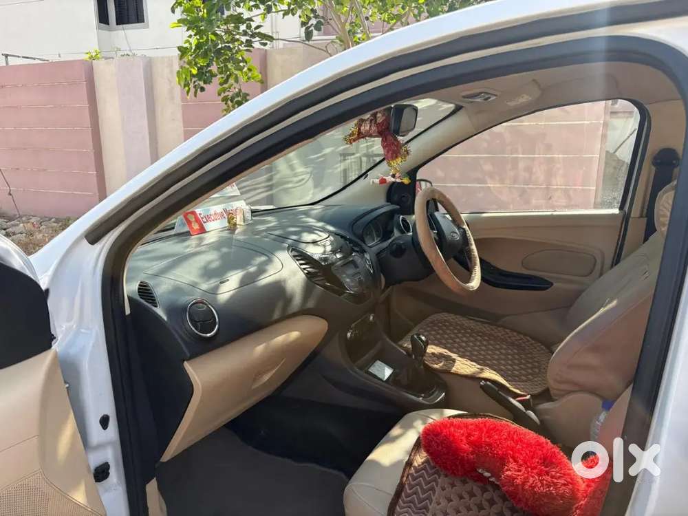 Government Servant Car