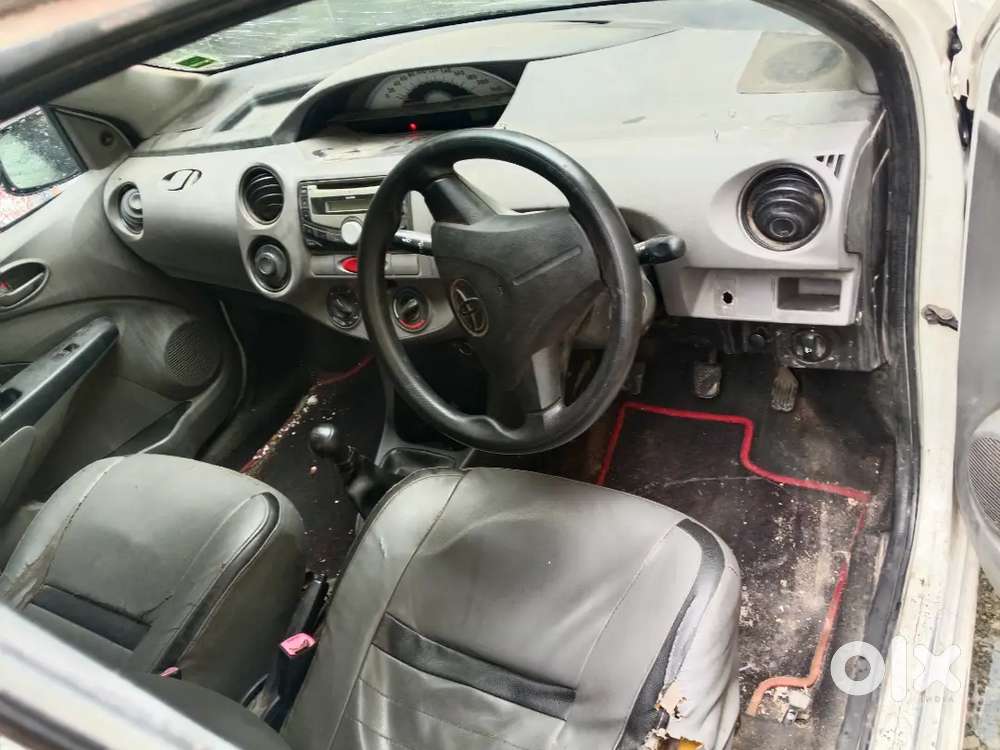 Toyota Etios 2011 Petrol Well Maintained
