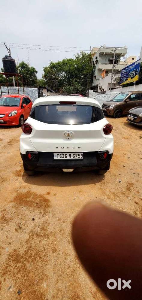 Tata Punch Adventure Amt, 2022, Petrol