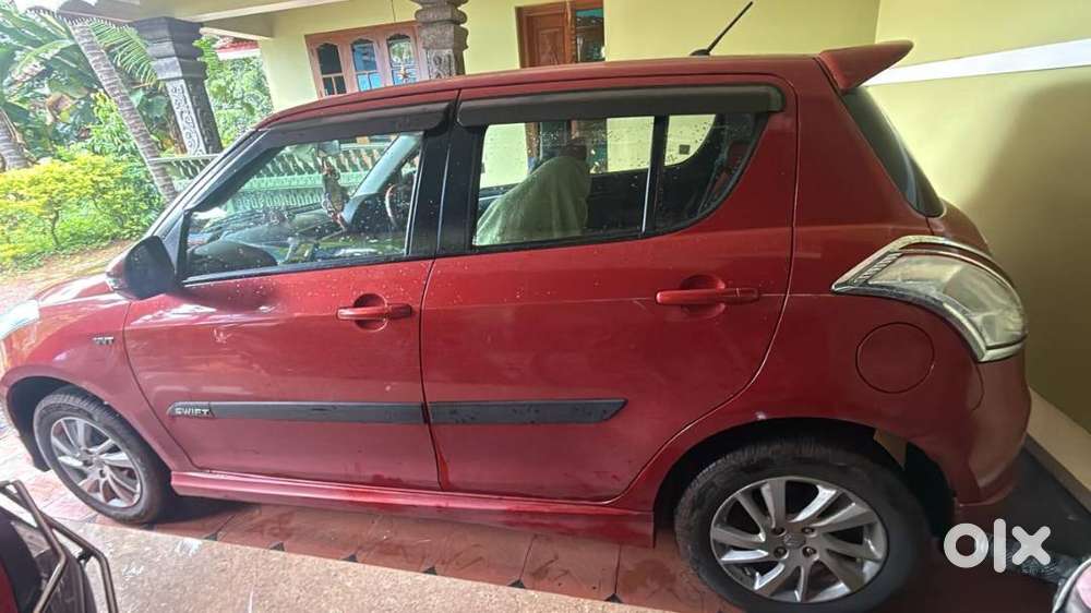 Swift Amt Vvt Zxi 2014