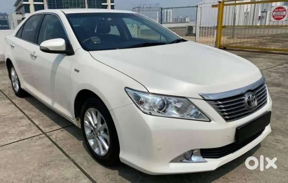 Toyota Camry 2014 Petrol Well Maintained
