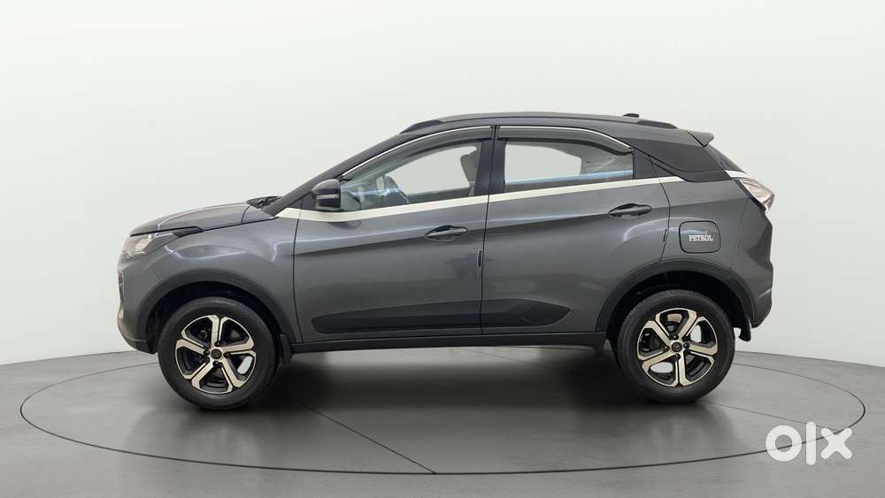 Tata Nexon 1.2 Revotron Xza Plus, 2023, Petrol