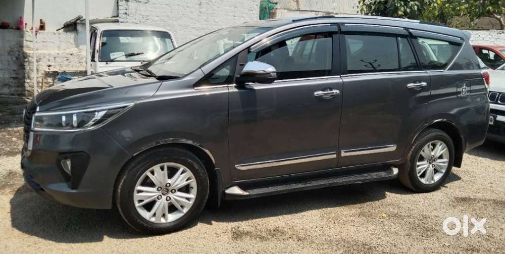 Toyota Innova Crysta Zx 2.4 Diesel 7 Seater, 2016, Diesel
