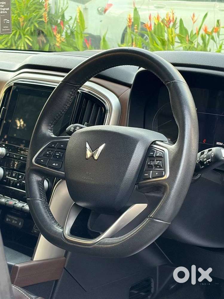 Mahindra Scorpio, 2022, Petrol