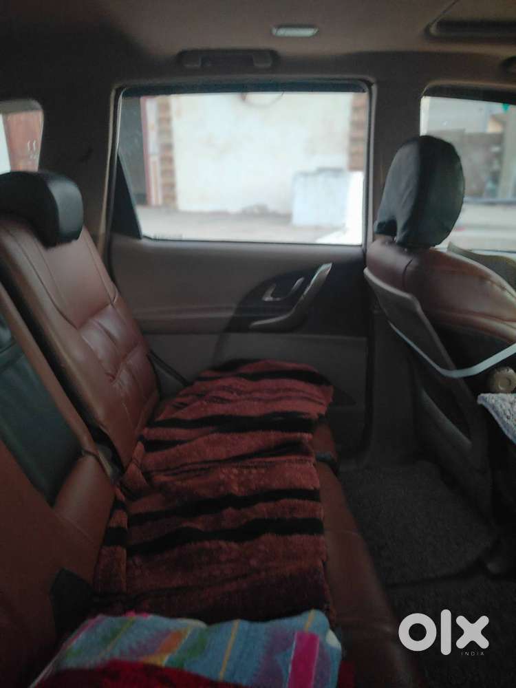 Mahindra Xuv500 W8 Fwd 2015