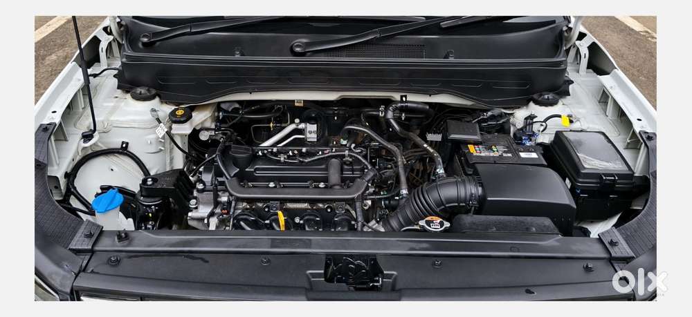 Hyundai Venue Sx Mt, 2024, Petrol