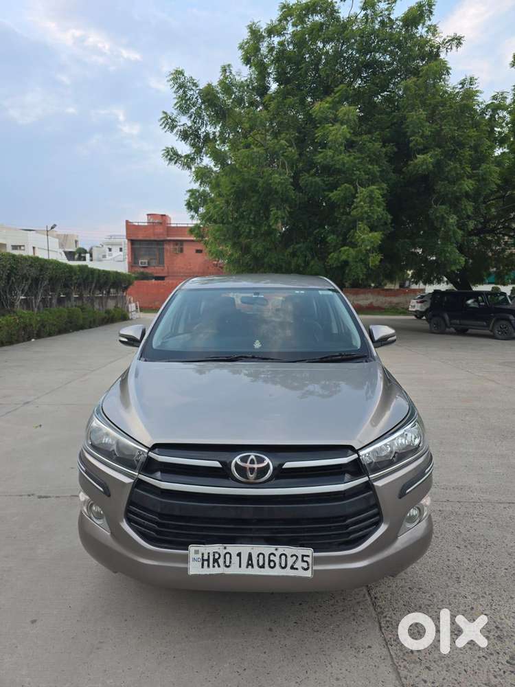 Toyota Innova Crysta 2.8 Gx At, 2017, Diesel