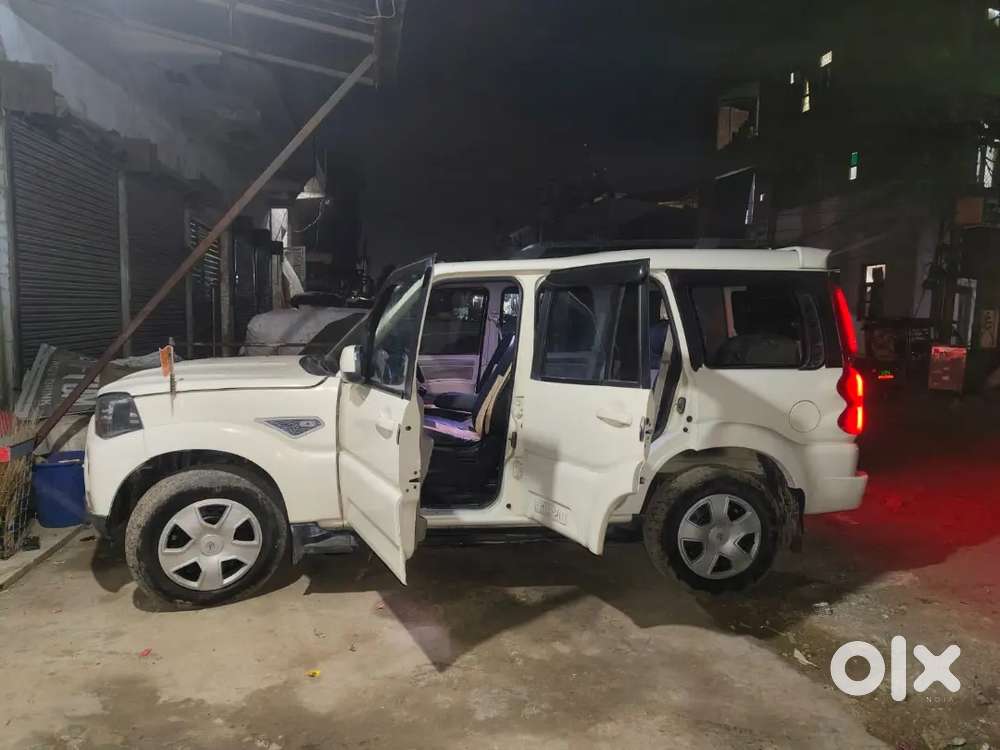 Mahindra Scorpio 2018 Diesel Well Maintained Scorpio S7 Plus