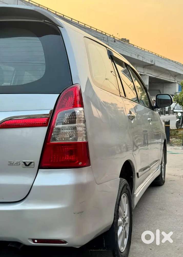 Toyota Innova Vx 2015