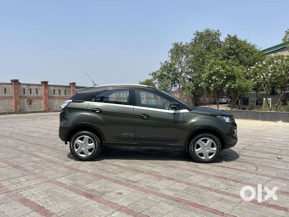 Tata Nexon 1.5 Revotorq Xma Amt, 2023, Petrol