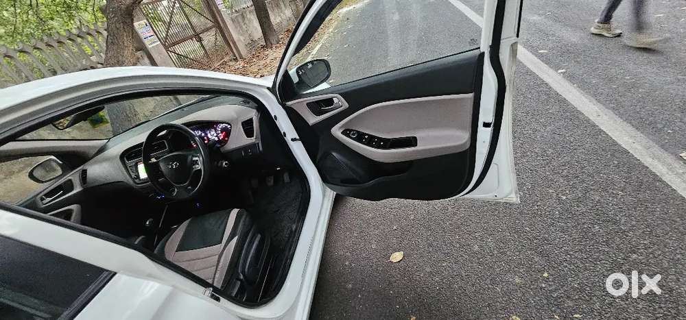 Hyundai I20 Sportz + Vtvt Pure Petrol Single Hand Cars