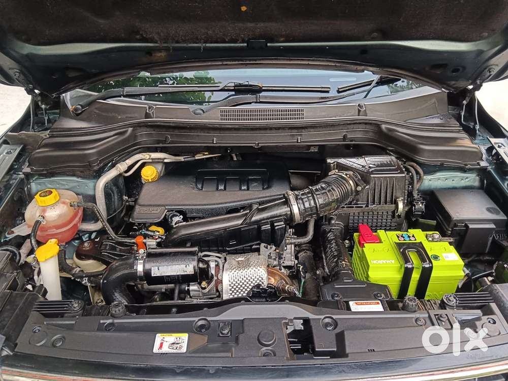 Mahindra Xuv300 W8, 2020, Petrol