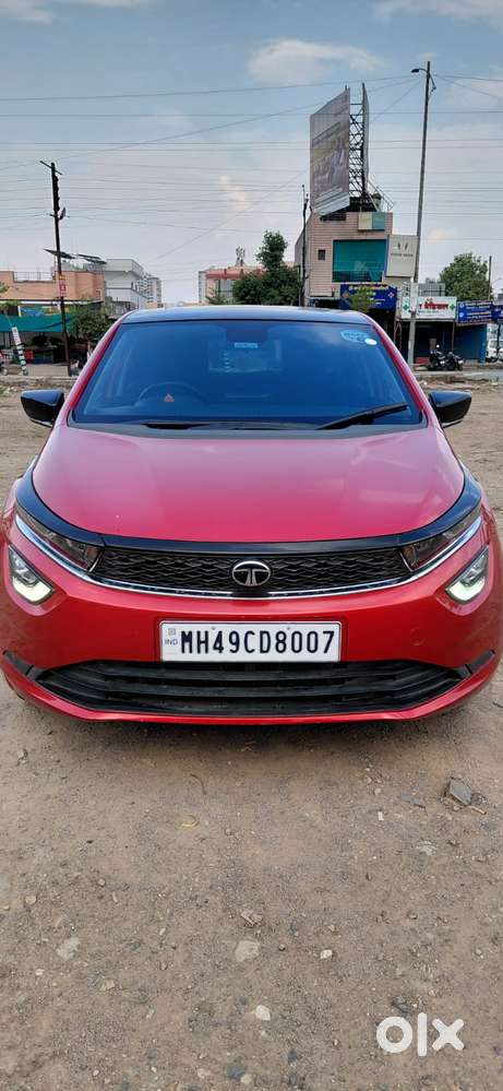 Tata Altroz, 2024, Petrol