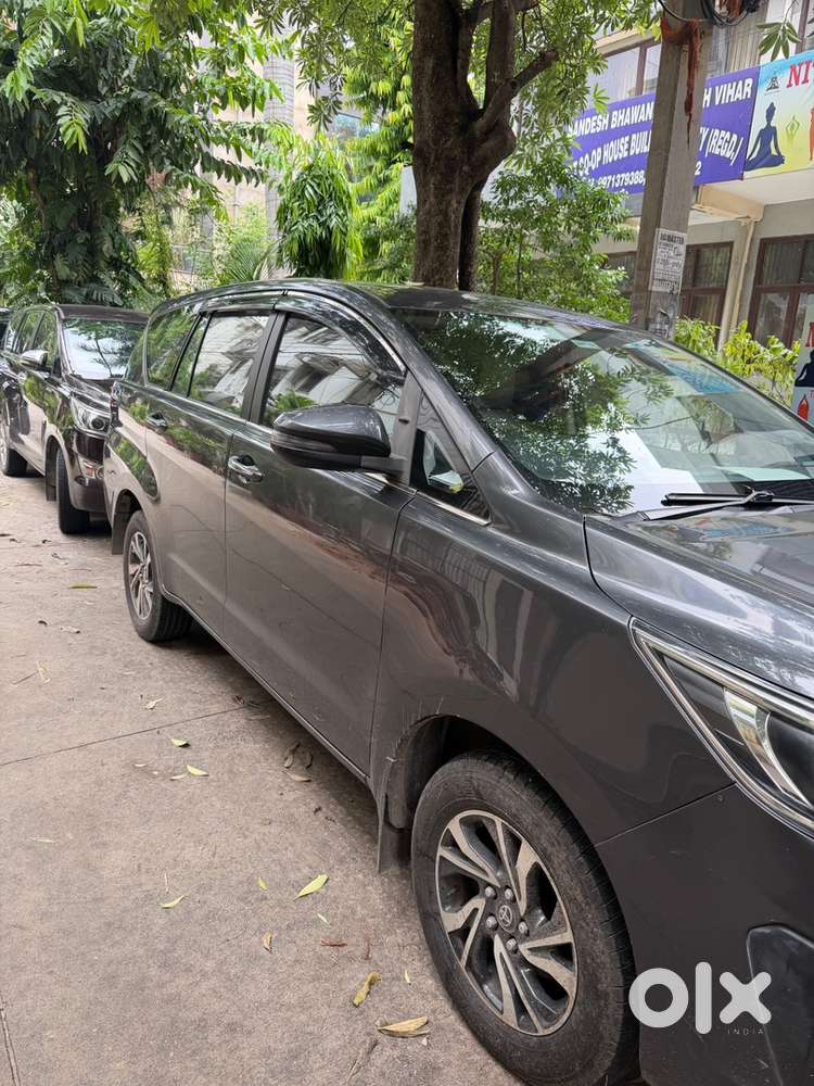 Toyota Innova Crysta Diesel 2021