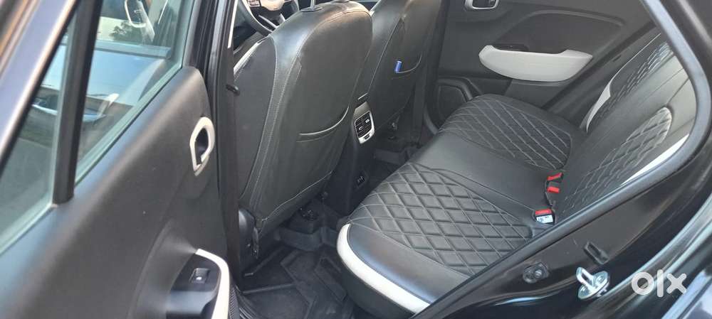 Hyundai Venue 1.2 S (o), 2024, Petrol