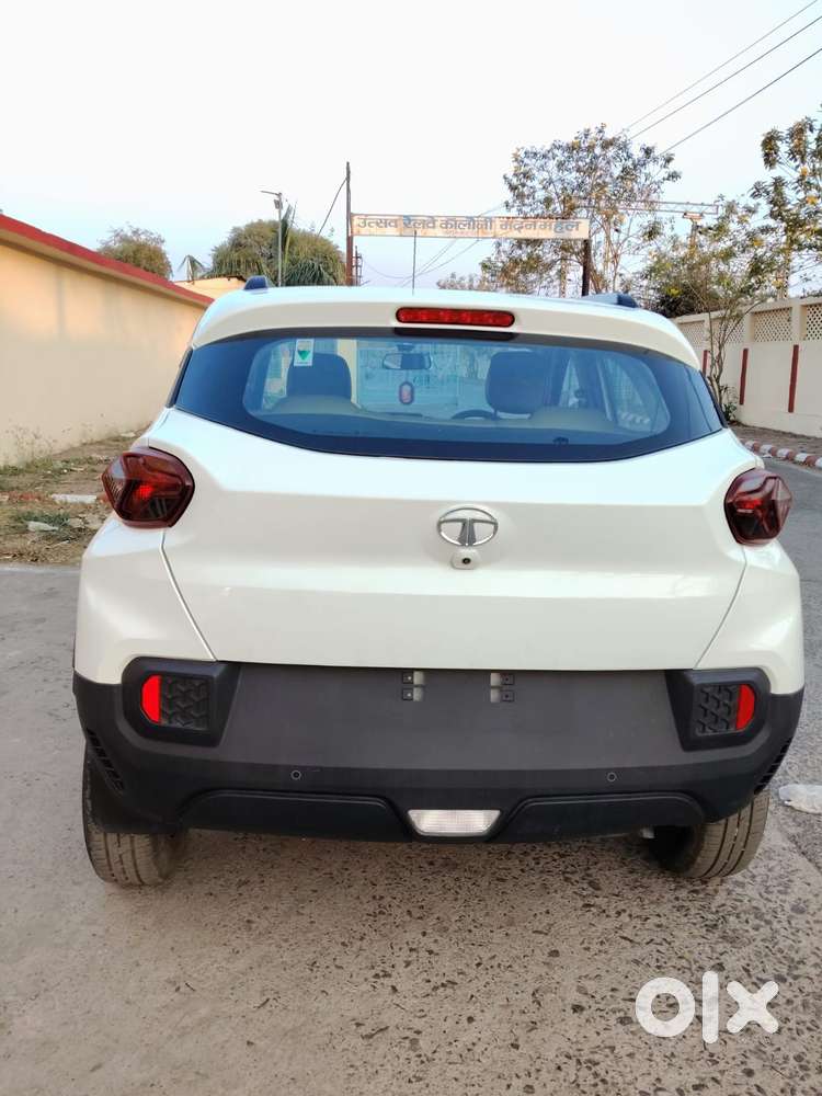 Tata Punch Adventure Icng, 2023, Petrol