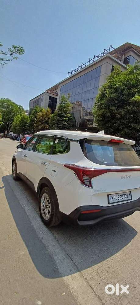 Kia Carens G 1.5 6mt Premium (o) 7-seater, 2025, Diesel