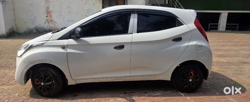 Hyundai Eon 2015 Petrol 110000 Km Driven