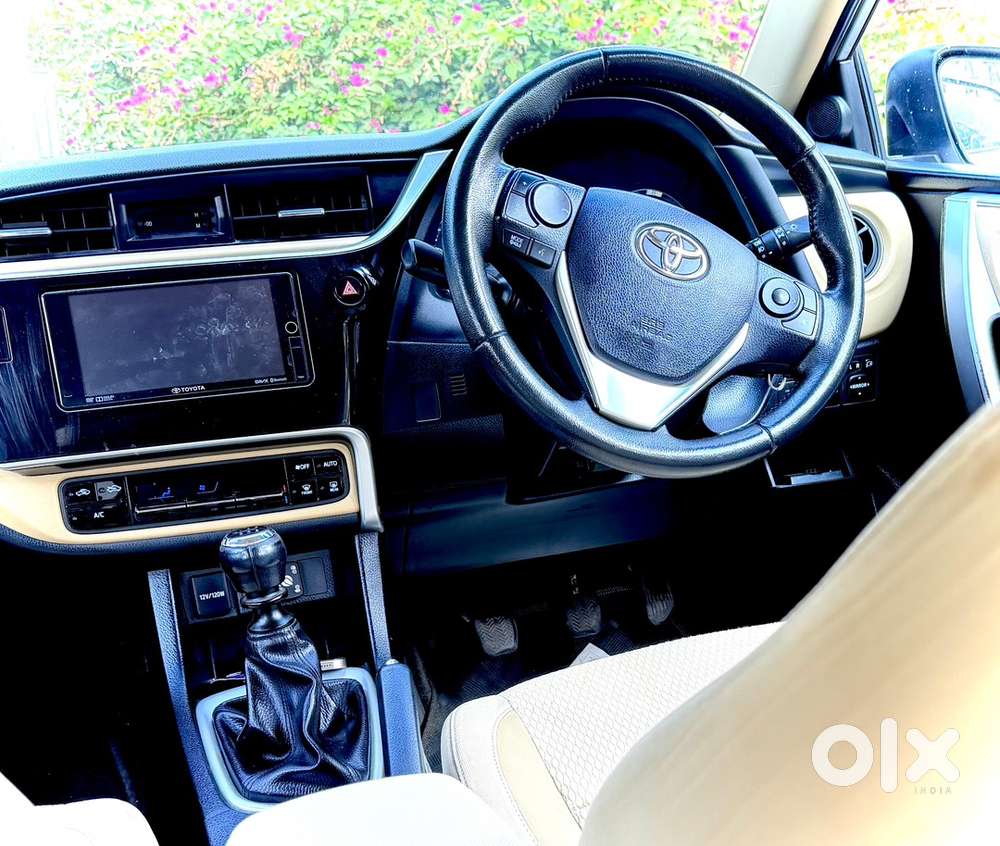 Cng+petrol 2018 Facelift Toyota Altis In Well Maintained Condition