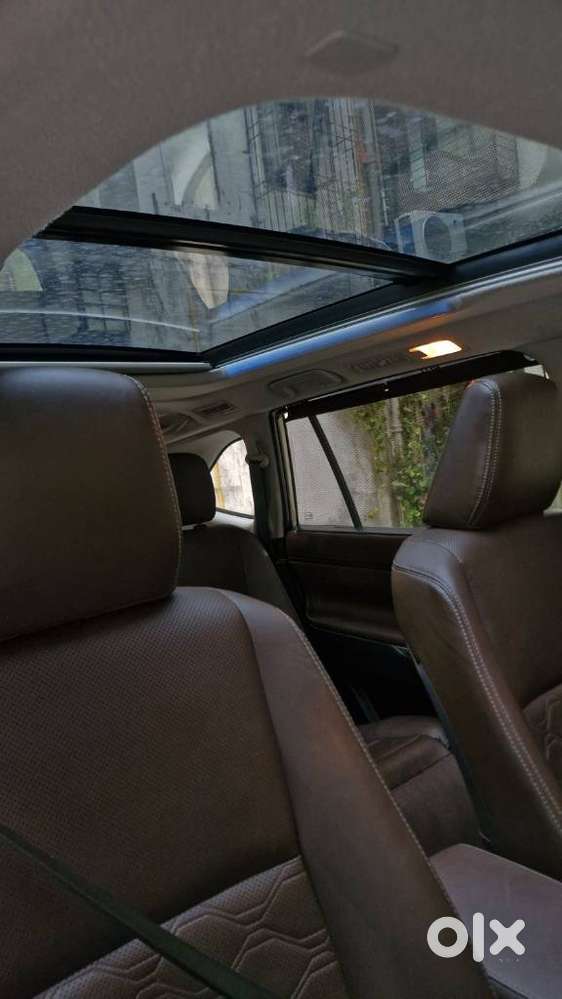 Toyota Innova Hycross 2.0 Zx Hybrid 7 Str, 2023, Petrol