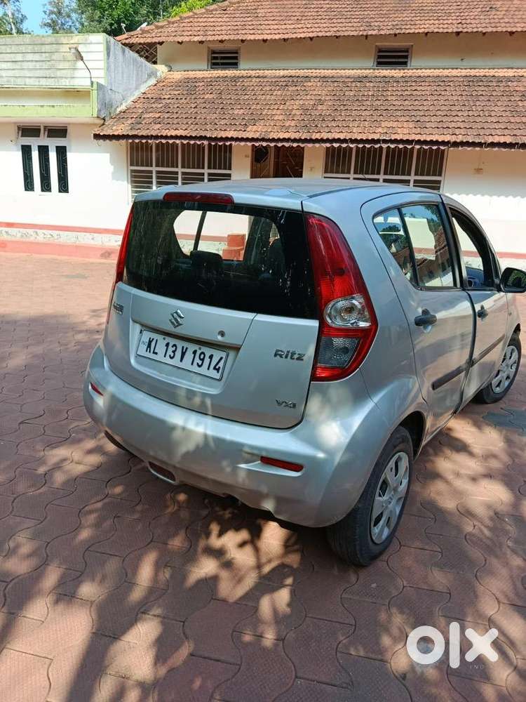 Maruti Suzuki Ritz 2010 Petrol 72000 Km Driven