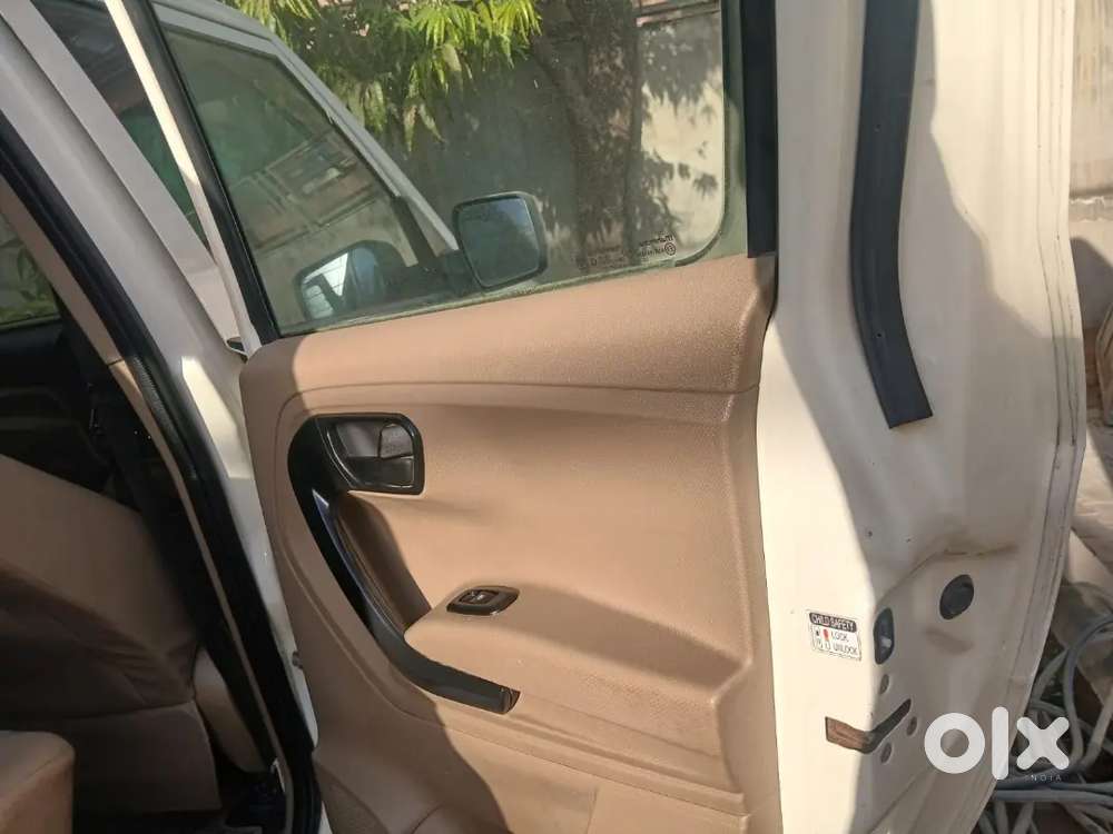 Mahindra Bolero N4