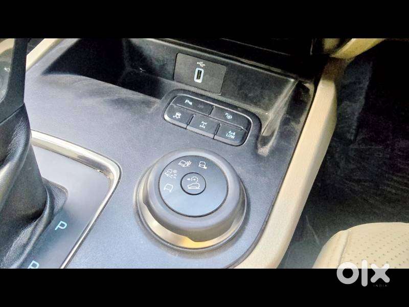 Ford Endeavour Titanium Plus 4x4 At, 2021, Diesel