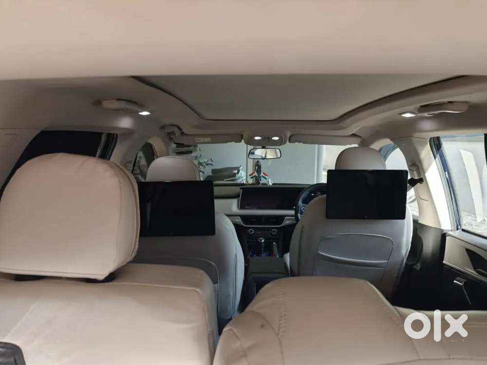 Mahindra Xuv700 Diesel Mt 2024