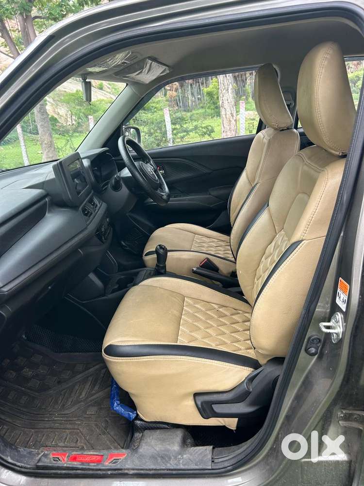 Maruti Suzuki Swift Vxi + Manual, 2024, Petrol