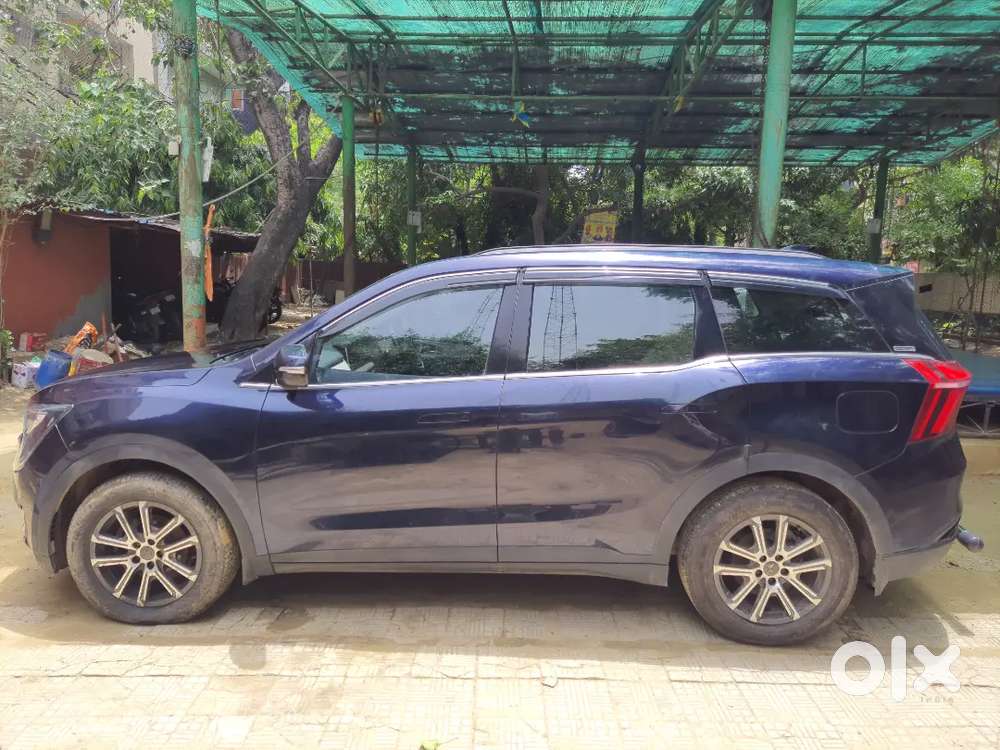 Mahindra Xuv700, Ax7 At Petrol December 2021 Reg.