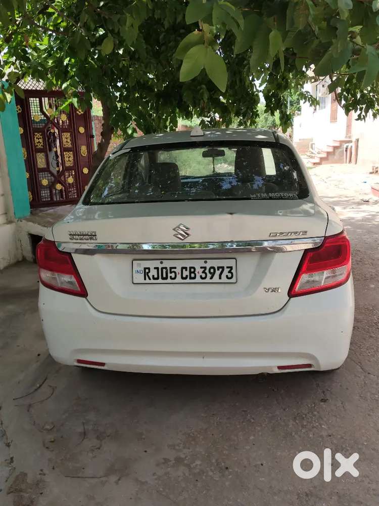 Maruti Suzuki Dzire 2018 Petrol 42000 Km Driven