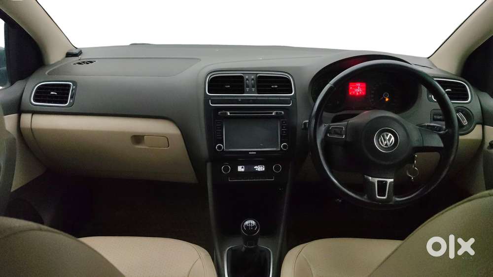 Volkswagen Vento 2010-2013 Petrol Highline, 2013, Petrol