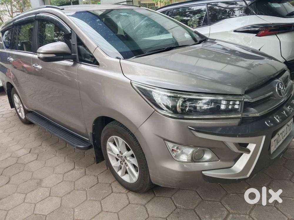 Toyota Innova Crysta 2.4 V, 2016, Diesel
