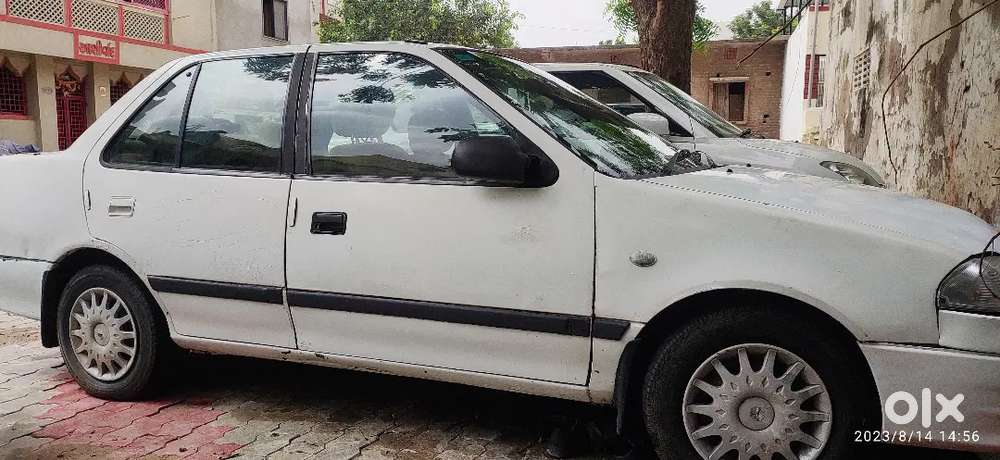 Maruti Suzuki Esteem 2004