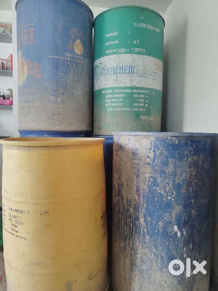 Used 200-250 liter plastic drum for sale
