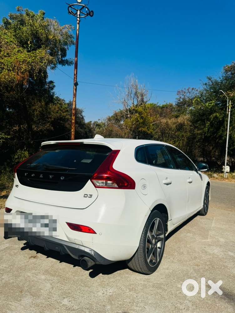 Volvo V40 2016 Diesel Well Maintained