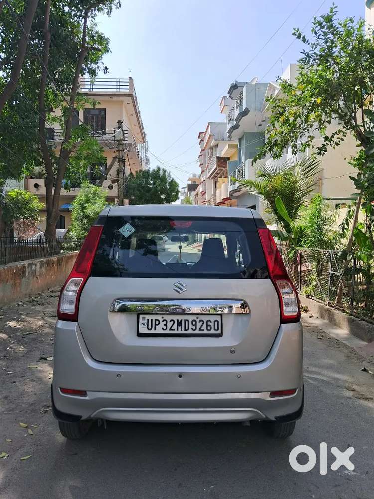 Very Good Car. Alloy Wheels Music System Of Big Screen Good Accessorie