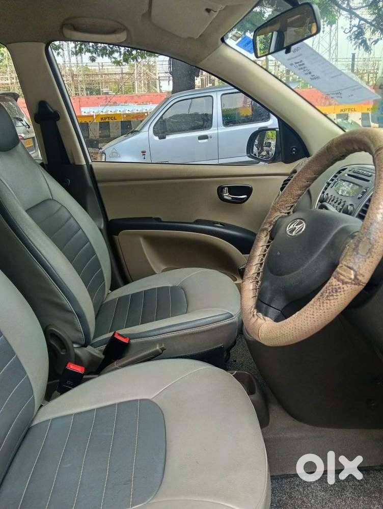 Hyundai I10 Sportz, 2014, Petrol