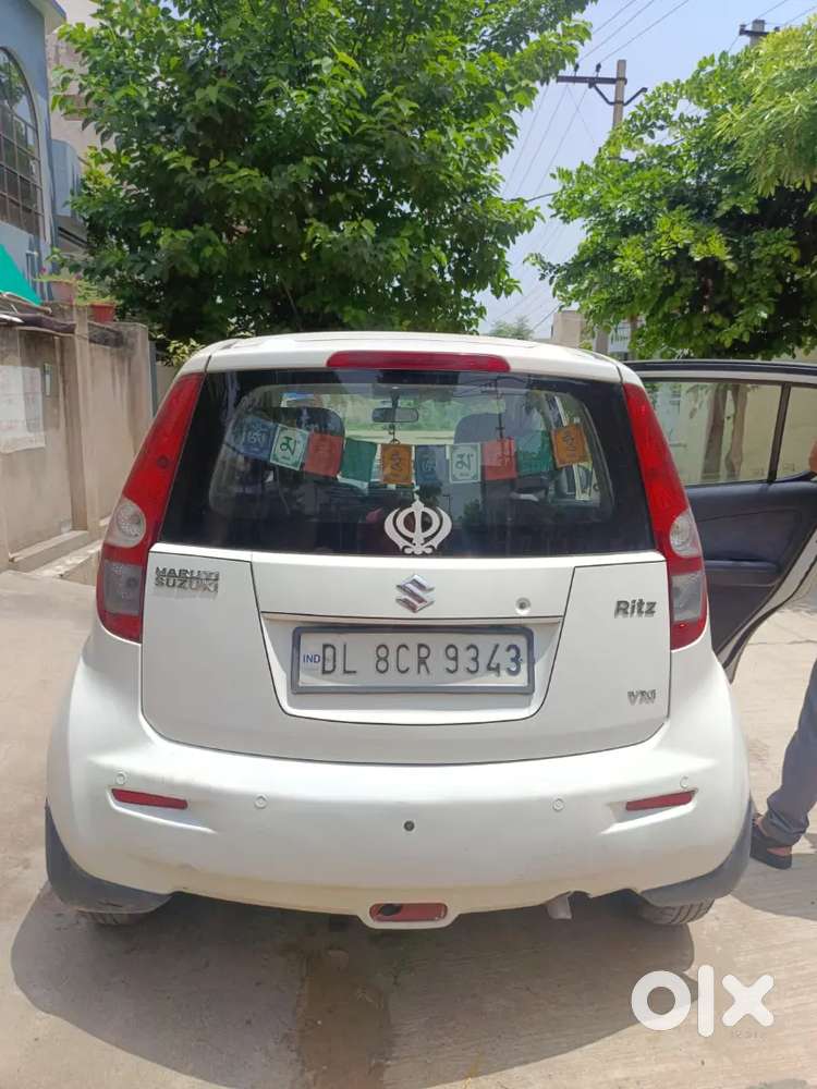 Maruti Suzuki Ritz Vxi 2012