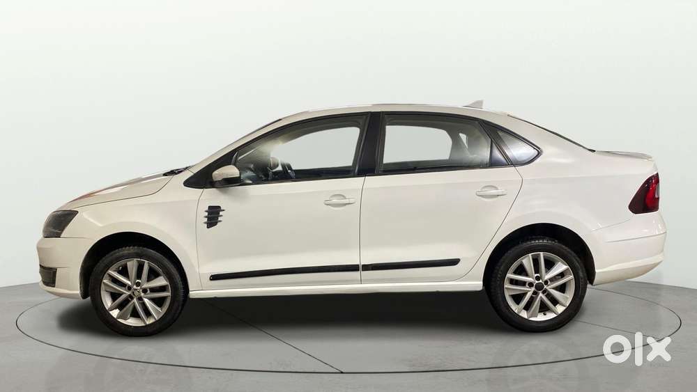 Skoda Rapid 1.6 Mpi At Style, 2018, Petrol